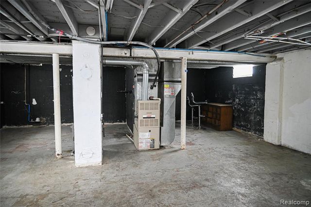 147 Charles Street, River Rouge, MI 48218