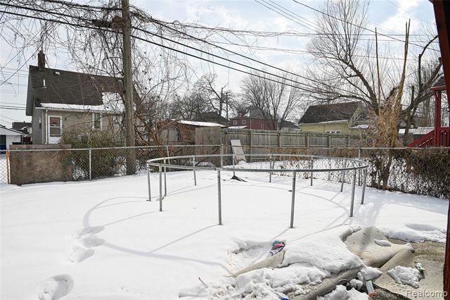 147 Charles Street, River Rouge, MI 48218