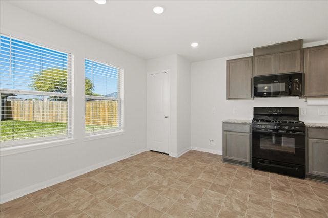 1228 Haverford Lane, Dayton, TX 77535