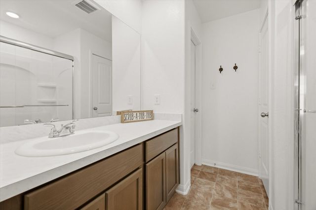 1228 Haverford Lane, Dayton, TX 77535