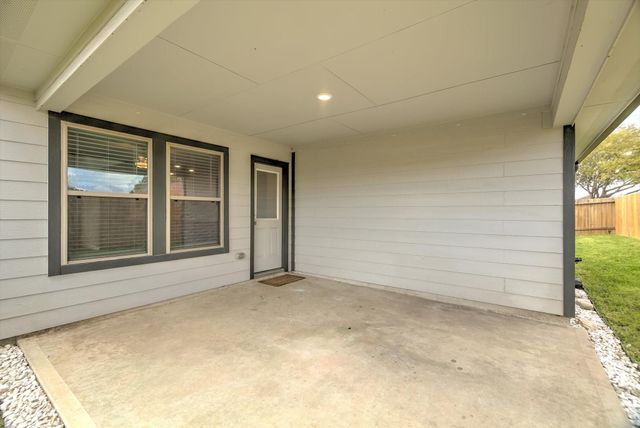 1228 Haverford Lane, Dayton, TX 77535