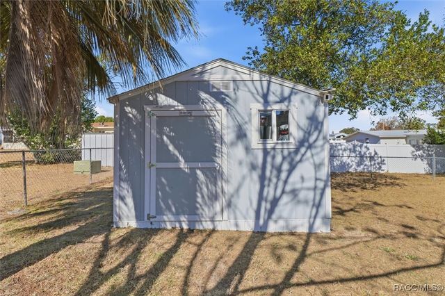 80 S Adams Street, Beverly Hills, FL 34465