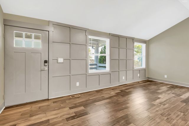 1300 Hawkins St Apt 2, Nashville, TN 37203