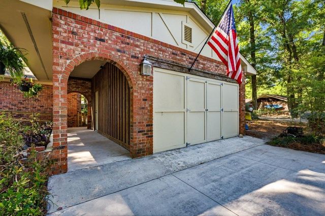 71 Baruch Ln., Pawleys Island, SC 29585