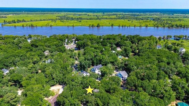 71 Baruch Ln., Pawleys Island, SC 29585