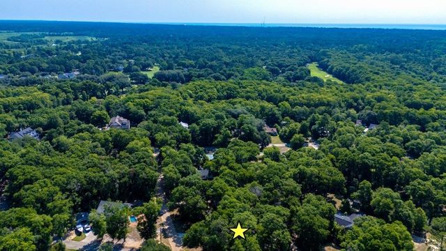 71 Baruch Ln., Pawleys Island, SC 29585