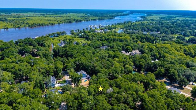 71 Baruch Ln., Pawleys Island, SC 29585