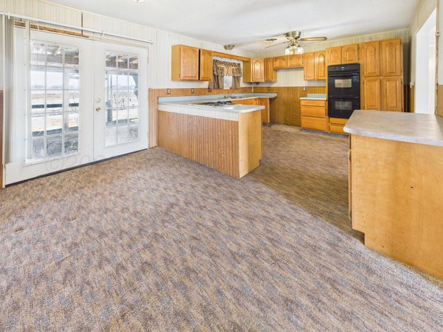 801 W CRAWFORD Street, Pampa, TX 79065