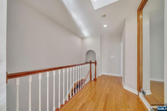 55 Victoria Place, Fort Lee, NJ 07024