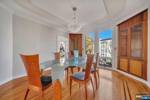 55 Victoria Place, Fort Lee, NJ 07024