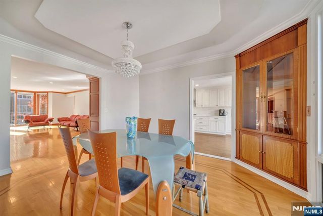 55 Victoria Place, Fort Lee, NJ 07024