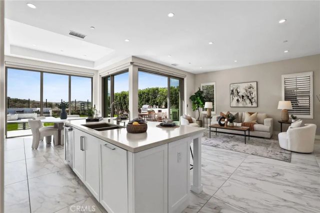 118 Tomahawk, Irvine, CA 92618