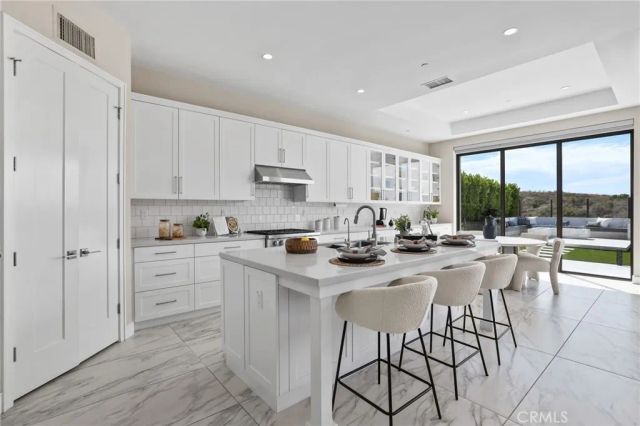 118 Tomahawk, Irvine, CA 92618