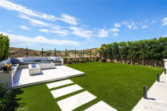 118 Tomahawk, Irvine, CA 92618