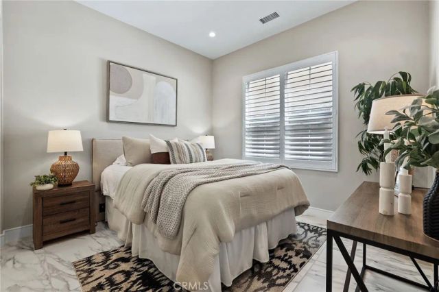 118 Tomahawk, Irvine, CA 92618