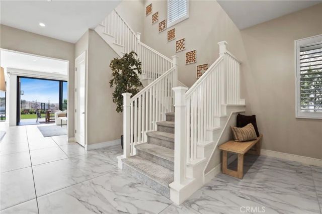 118 Tomahawk, Irvine, CA 92618