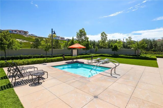 118 Tomahawk, Irvine, CA 92618