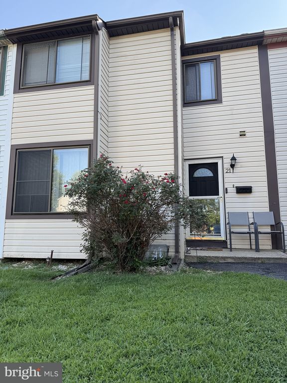21 COACHLIGHT CT, New Castle, DE 19720