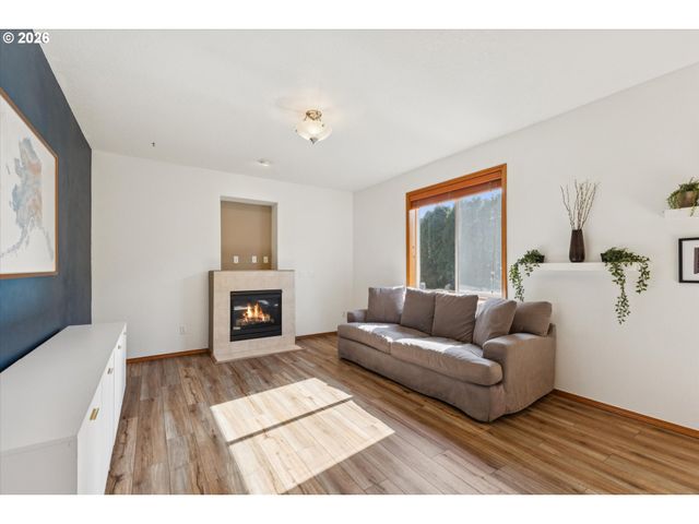 3928 Se Cooper St, Portland, OR 97202