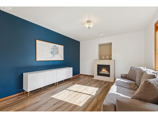 3928 Se Cooper St, Portland, OR 97202
