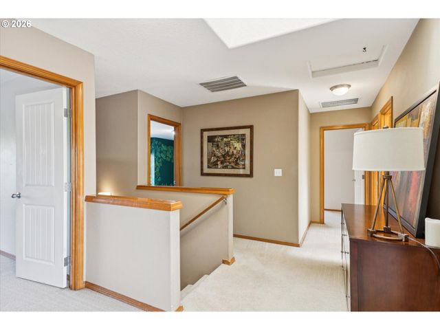 3928 Se Cooper St, Portland, OR 97202