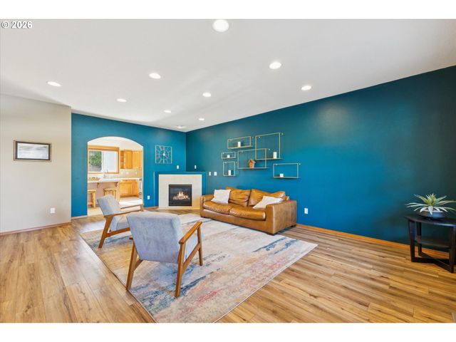 3928 Se Cooper St, Portland, OR 97202