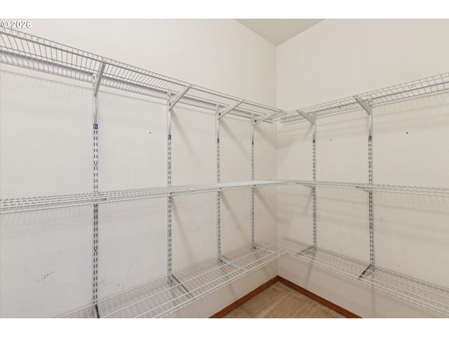 3928 Se Cooper St, Portland, OR 97202