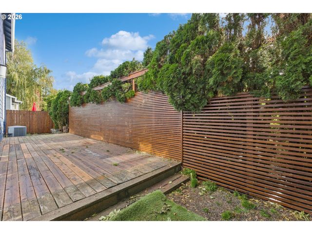 3928 Se Cooper St, Portland, OR 97202