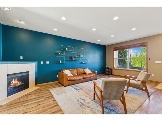 3928 Se Cooper St, Portland, OR 97202