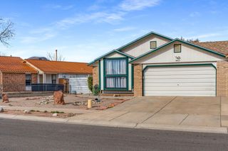 1023 Camino Del Rey Drive SW, Los Lunas, NM 87031