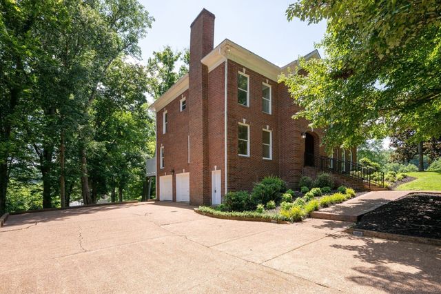 159 N Berwick Ln, Franklin, TN 37069