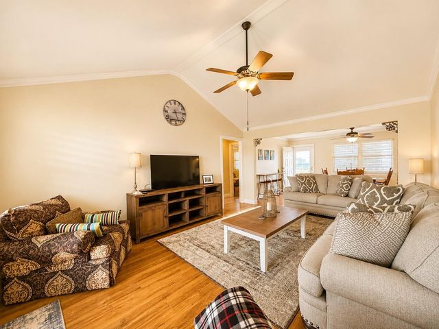 135 Sand Shoals Road, Freeport, TX 77541