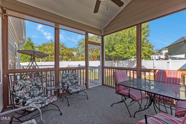 3010 Stamford Green Drive, Knightdale, NC 27545