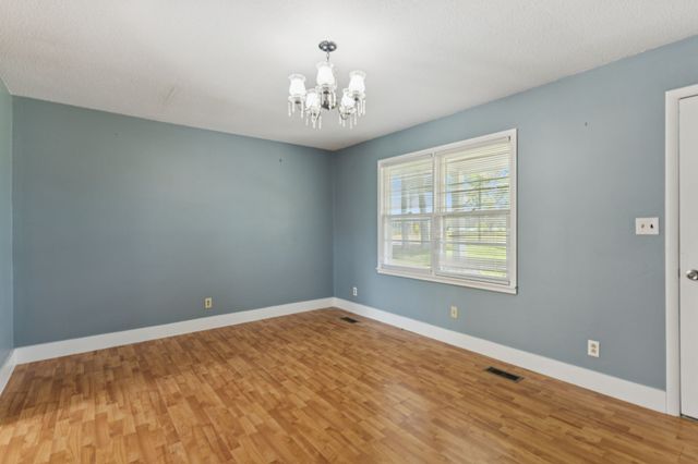 655 Short Mountain Rd, Mcminnville, TN 37110