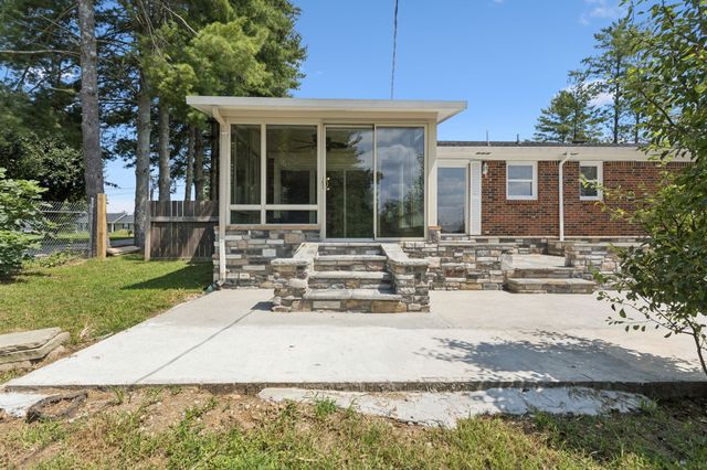 655 Short Mountain Rd, Mcminnville, TN 37110