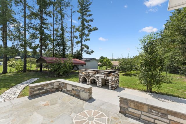 655 Short Mountain Rd, Mcminnville, TN 37110