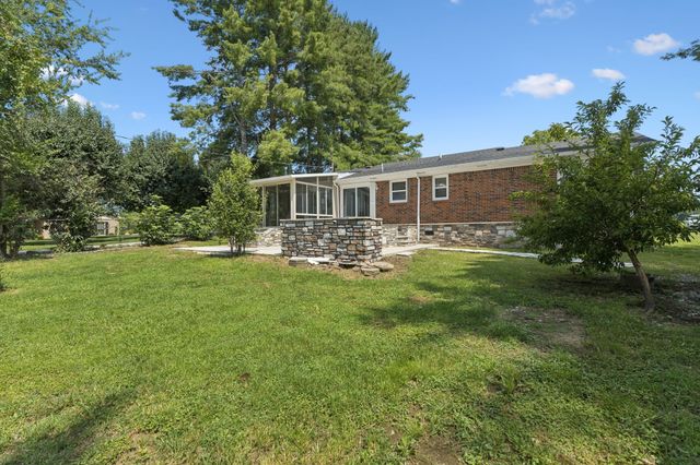 655 Short Mountain Rd, Mcminnville, TN 37110