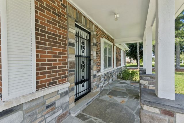 655 Short Mountain Rd, Mcminnville, TN 37110