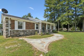 655 Short Mountain Rd, Mcminnville, TN 37110