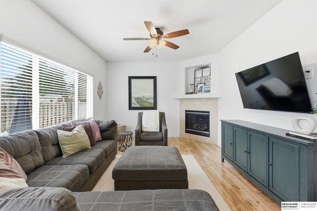14467 Larimore Avenue, Omaha, NE 68116