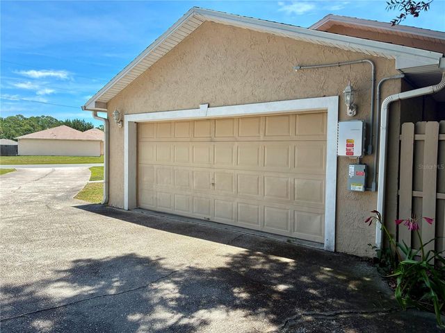 813 SAN JOSE COURT, Kissimmee, FL 34758