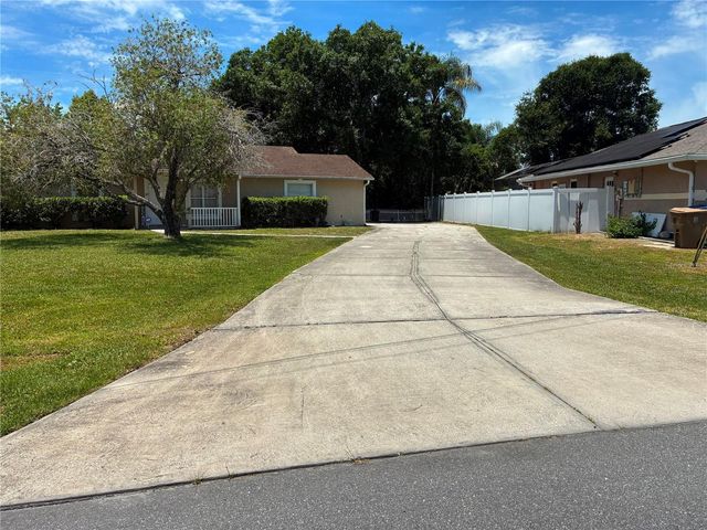 813 SAN JOSE COURT, Kissimmee, FL 34758