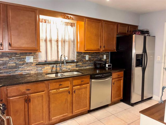813 SAN JOSE COURT, Kissimmee, FL 34758