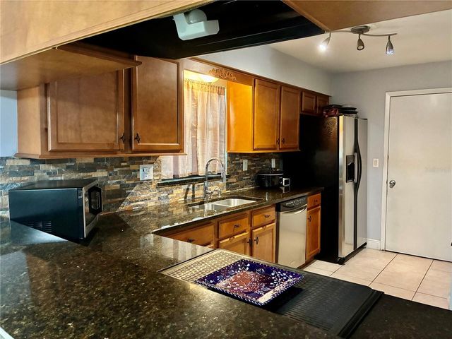 813 SAN JOSE COURT, Kissimmee, FL 34758