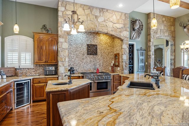 8841 Fm 775, La Vernia, TX 78121