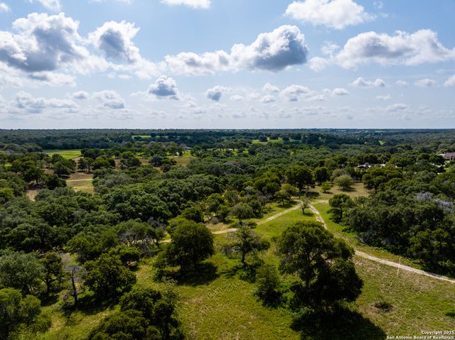 8841 Fm 775, La Vernia, TX 78121