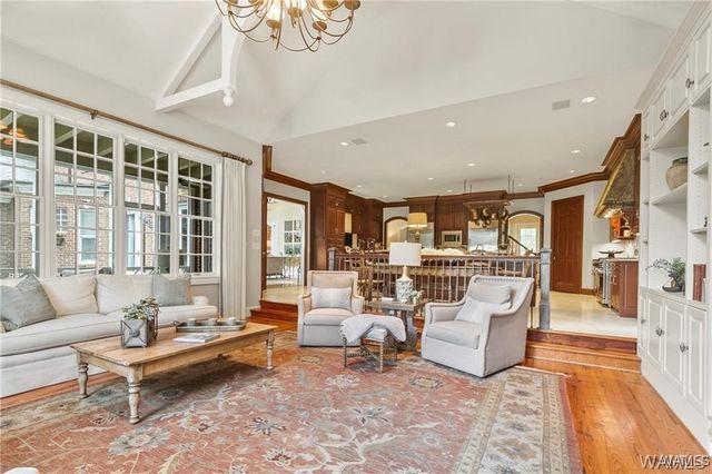 9801 Old Watermelon Road, Tuscaloosa, AL 35406