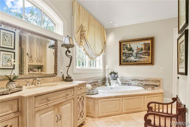 9801 Old Watermelon Road, Tuscaloosa, AL 35406