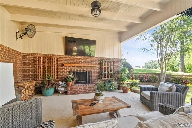 9801 Old Watermelon Road, Tuscaloosa, AL 35406