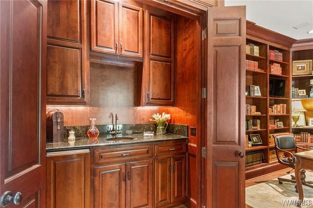 9801 Old Watermelon Road, Tuscaloosa, AL 35406